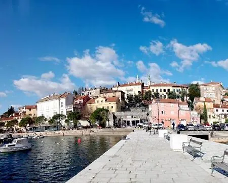 Apartment Surf By The Sea Opatija